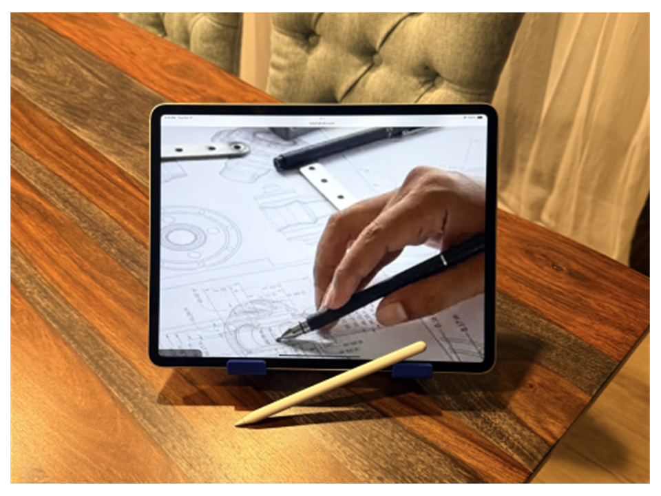 Adjustable IPad Stand